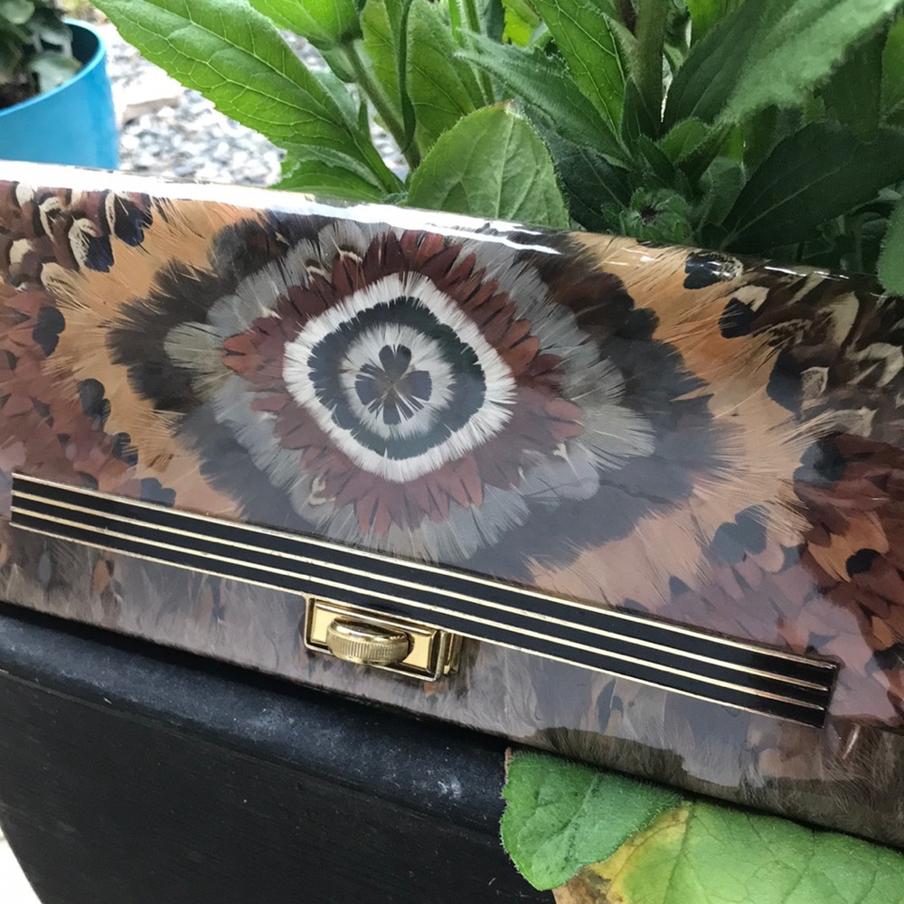 Vintage Pheasant Feather Accordion Clutch Wallet Korea in barely used condition